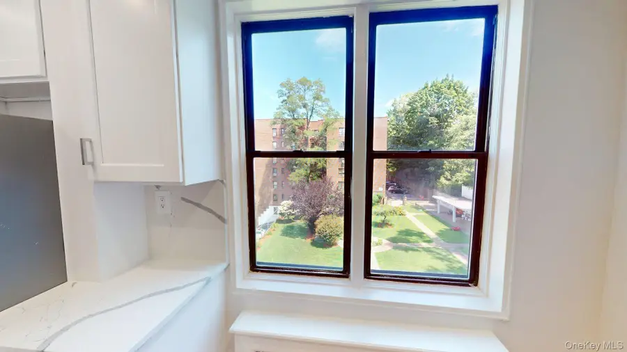650 Warburton Avenue #5D, Yonkers, NY 10701 - #3