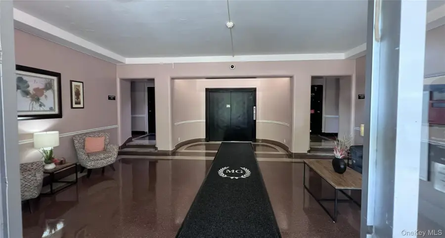 290 Collins Avenue #4C, Fleetwood, NY 10552 - #3