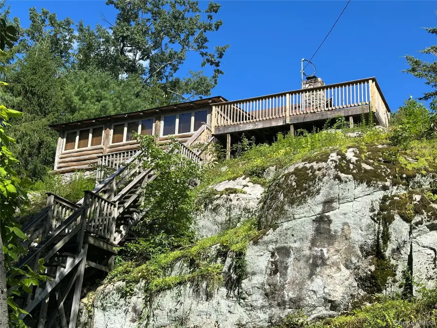 122 Woods Road, Greenwood Lake, NY 10925 - #2