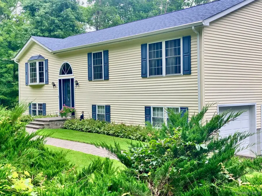 36 Carpenter Road, New Hampton, NY 10958 - #2