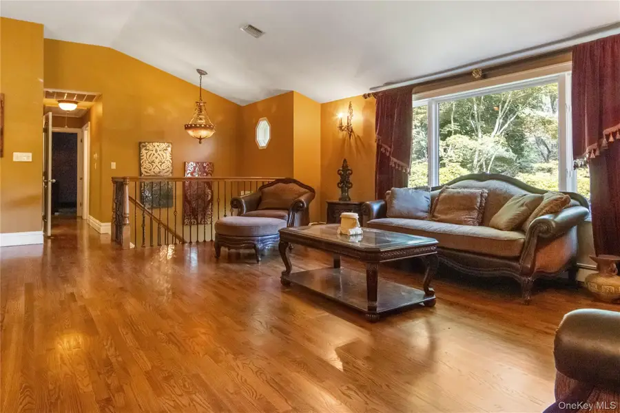 270 Bardonia Road, Nanuet, NY 10954 - #3