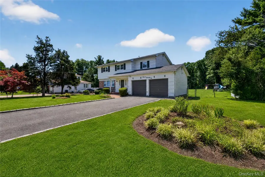 1171 Carlls Straight Path, Dix Hills, NY 11746 - #2