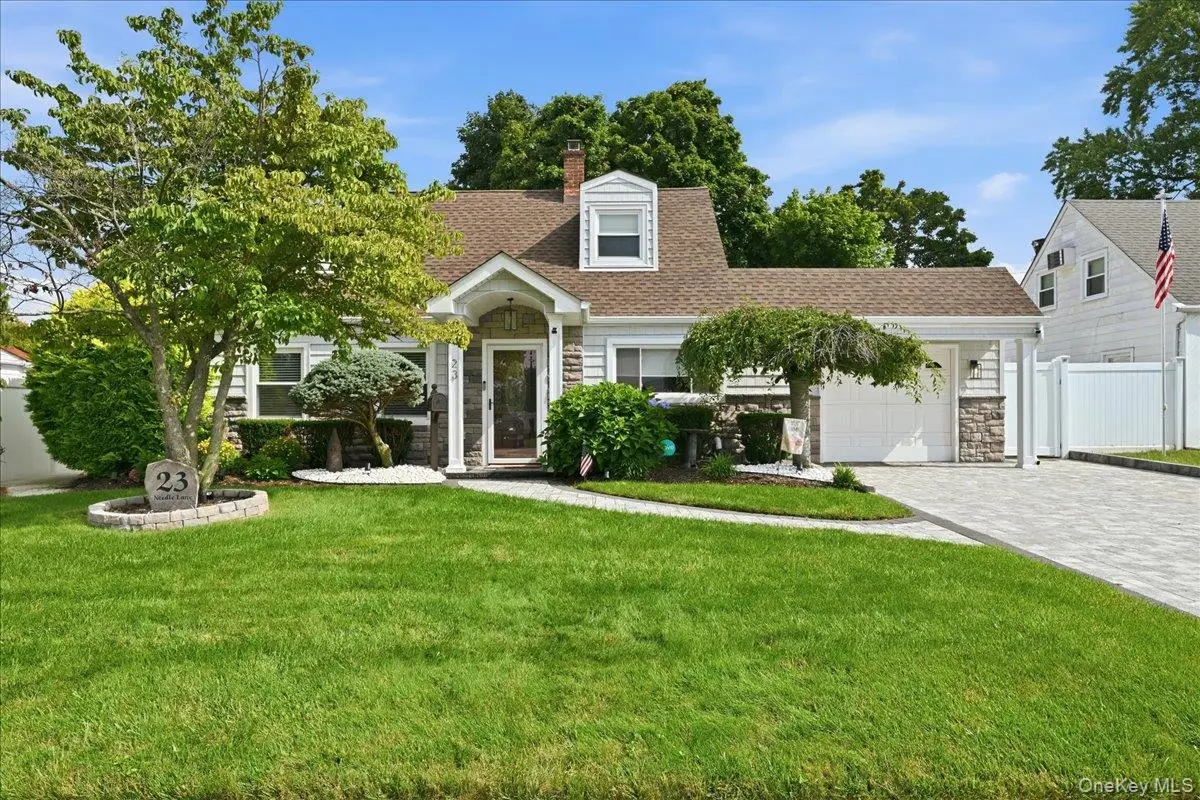 23 Needle Lane, Levittown, NY 11756 - #1