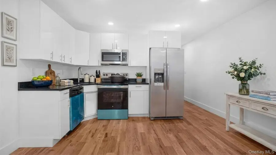 3964 Duryea Avenue, Bronx, NY 10466 - #3