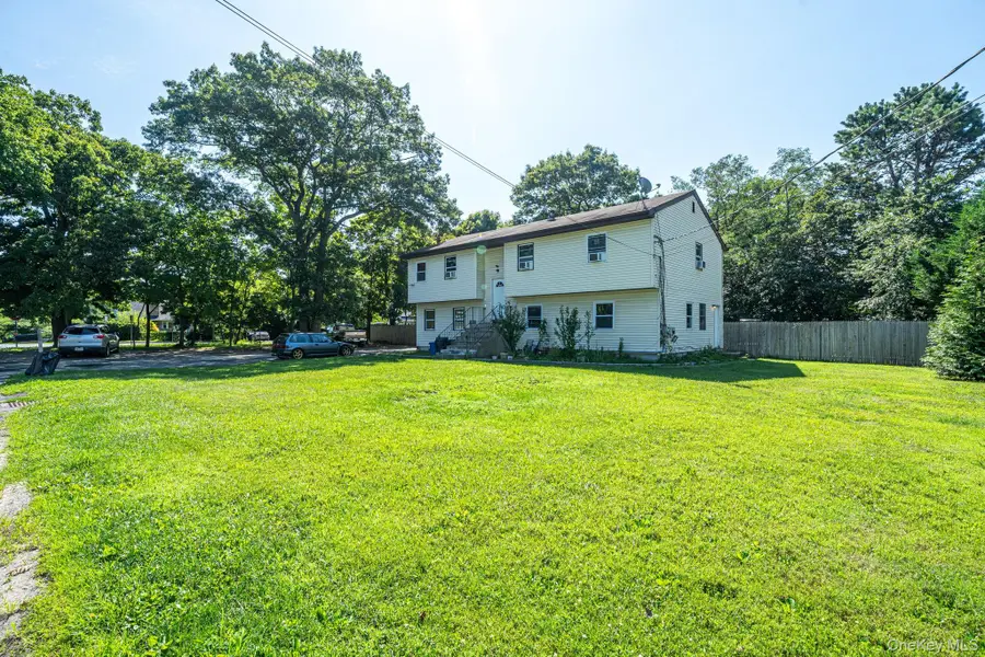 452 Ocean Avenue, Central Islip, NY 11722 - #3