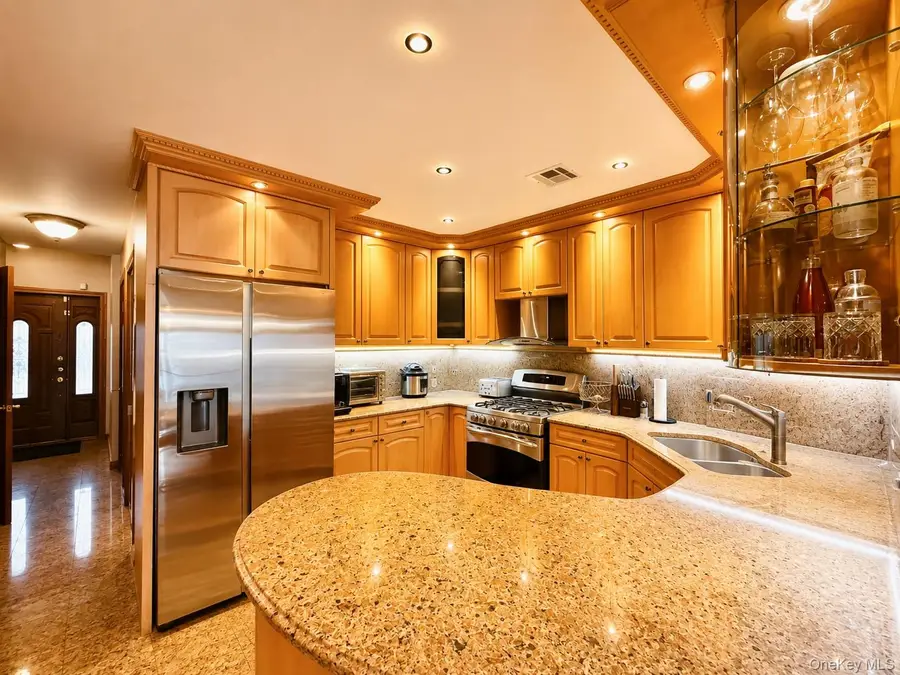 822 Dean Avenue, Bronx, NY 10465 - #3