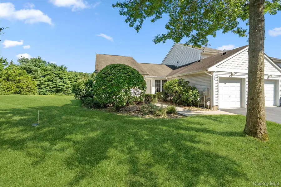 104 Sagaponack Court, Melville, NY 11747 - #2