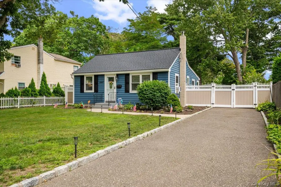 1347 Peters Boulevard, Bay Shore, NY 11706 - #2