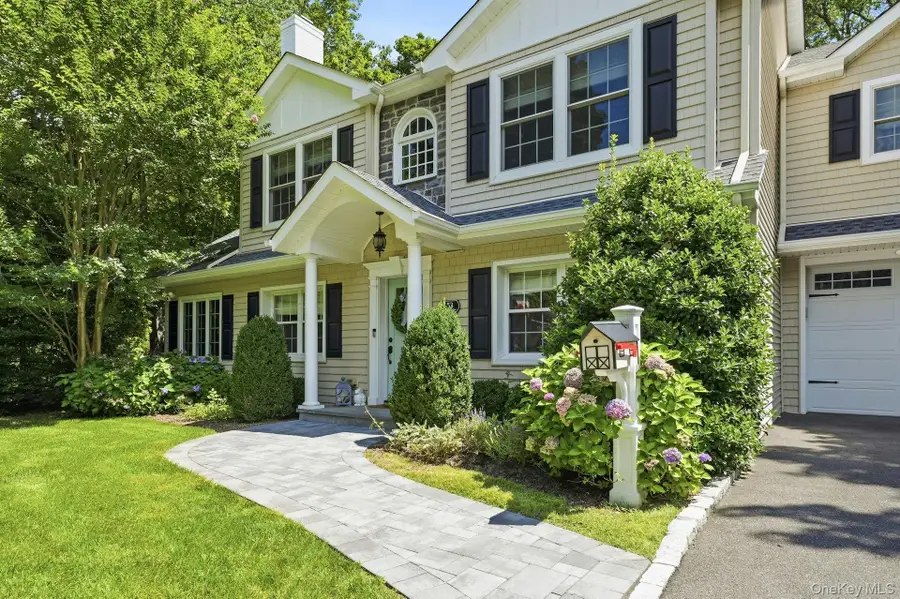 53 Beechwood Drive, Glen Head, NY 11545 - #3
