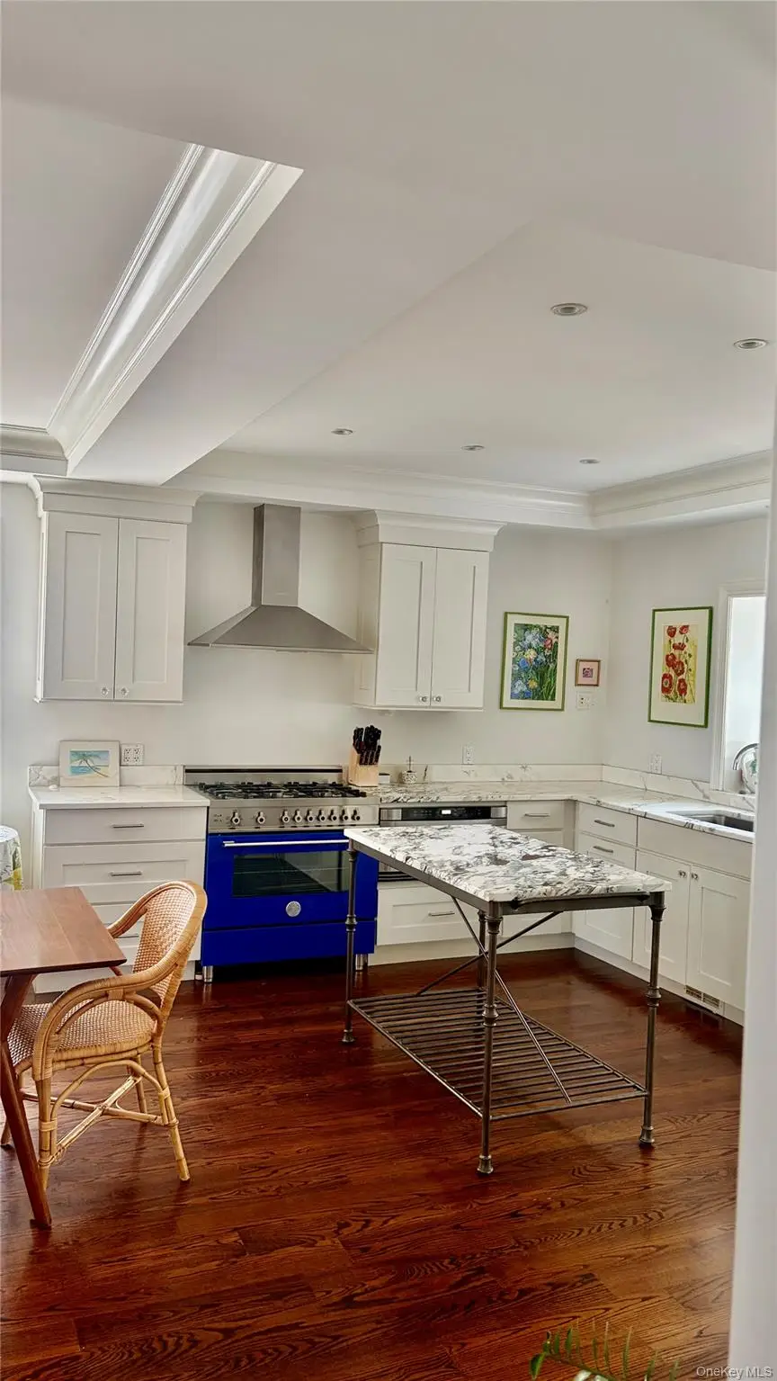 675 King Avenue, Bronx, NY 10464 - #2