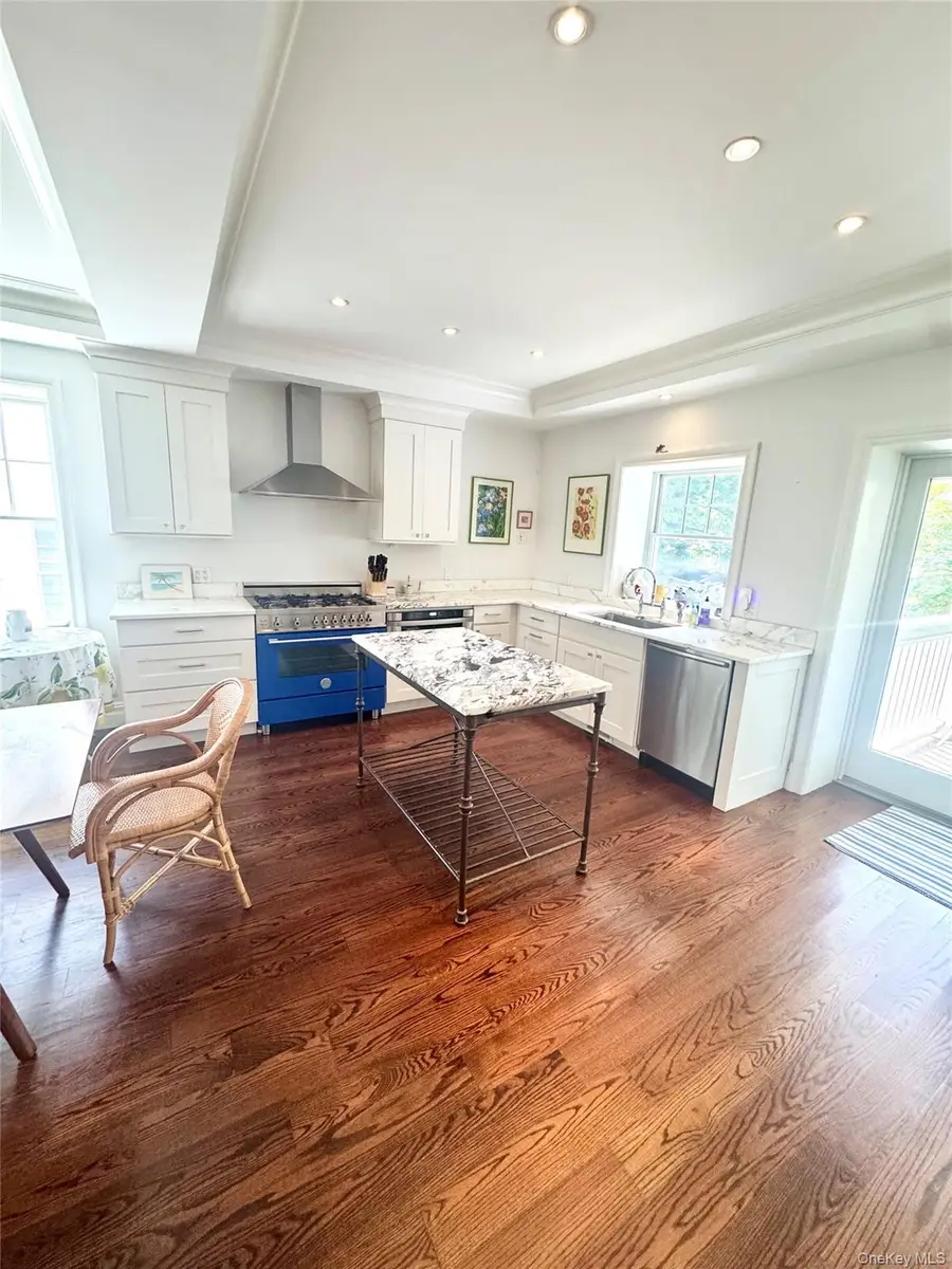 675 King Avenue, Bronx, NY 10464 - #3