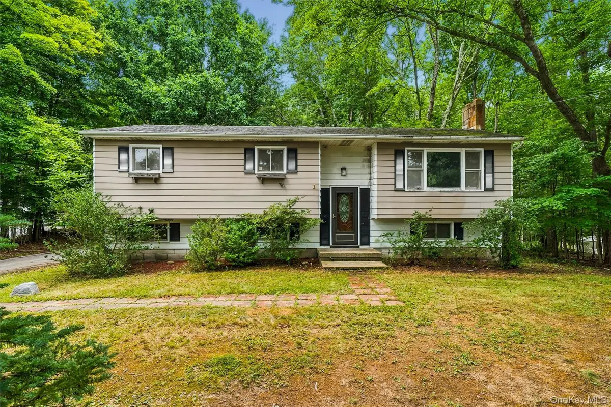 804 S Plank Road, Slate Hill, NY 10973 - #1