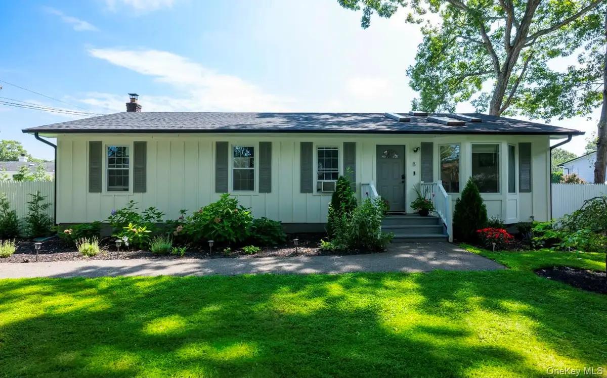 8 Silver Road, Mastic Beach, NY 11951 - #1