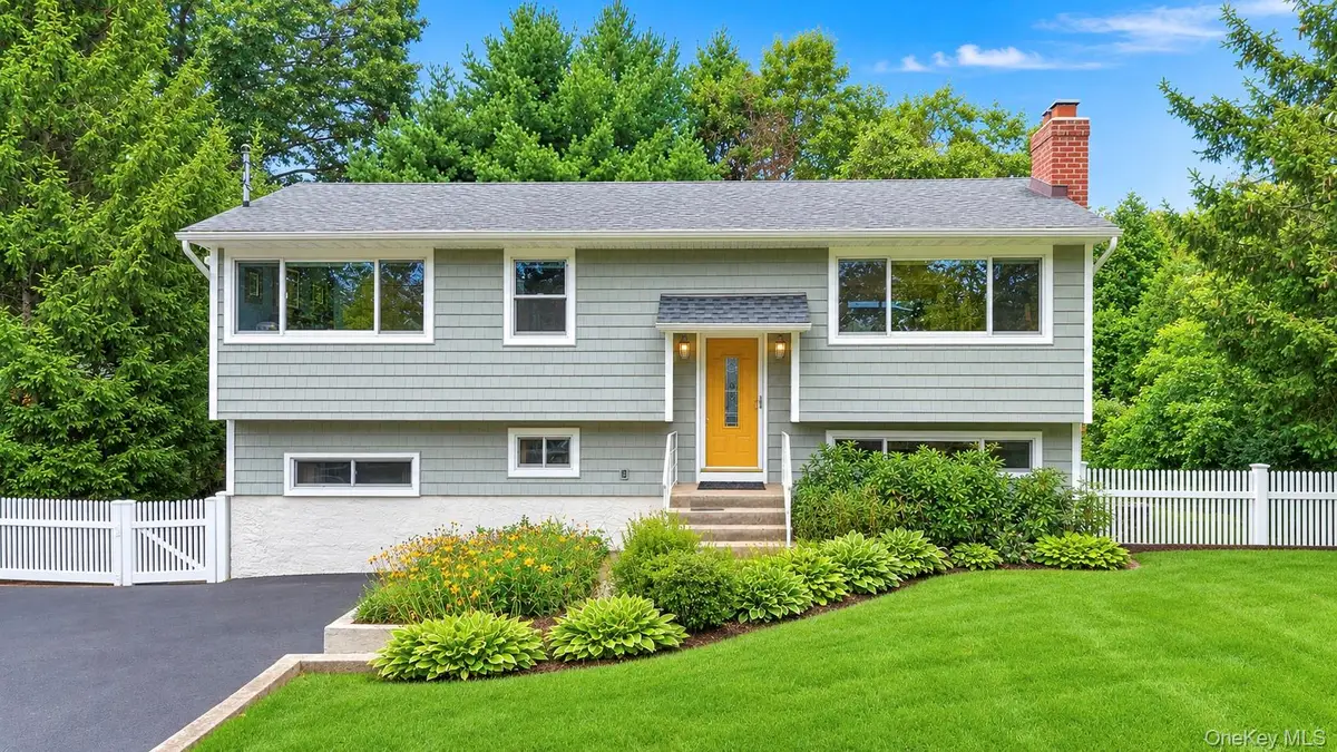 34 Forest Avenue, Lake Grove, NY 11755 - #1