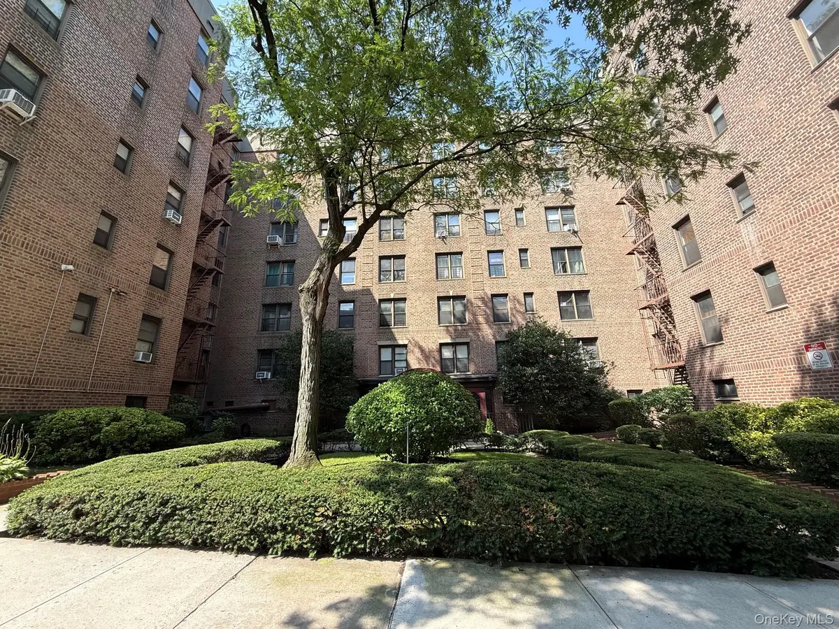 83-05 98 Street #5N, Woodhaven, NY 11421 - #1