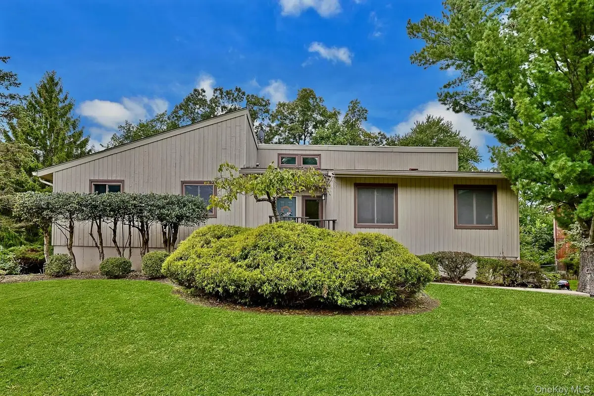 3 Sasson Terrace, Valley Cottage, NY 10989 - #1