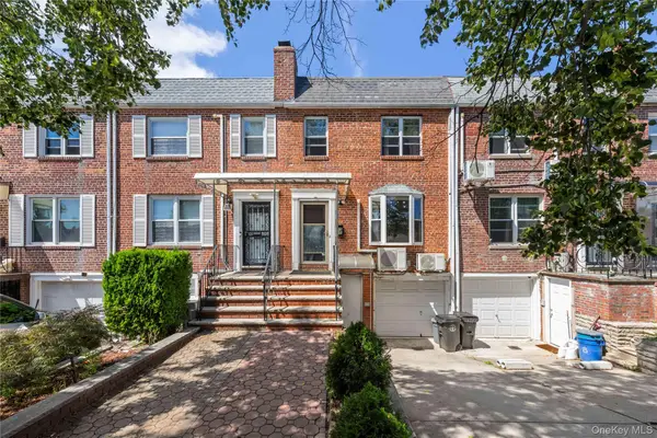 5352 194th Street, Fresh Meadows, NY 11365