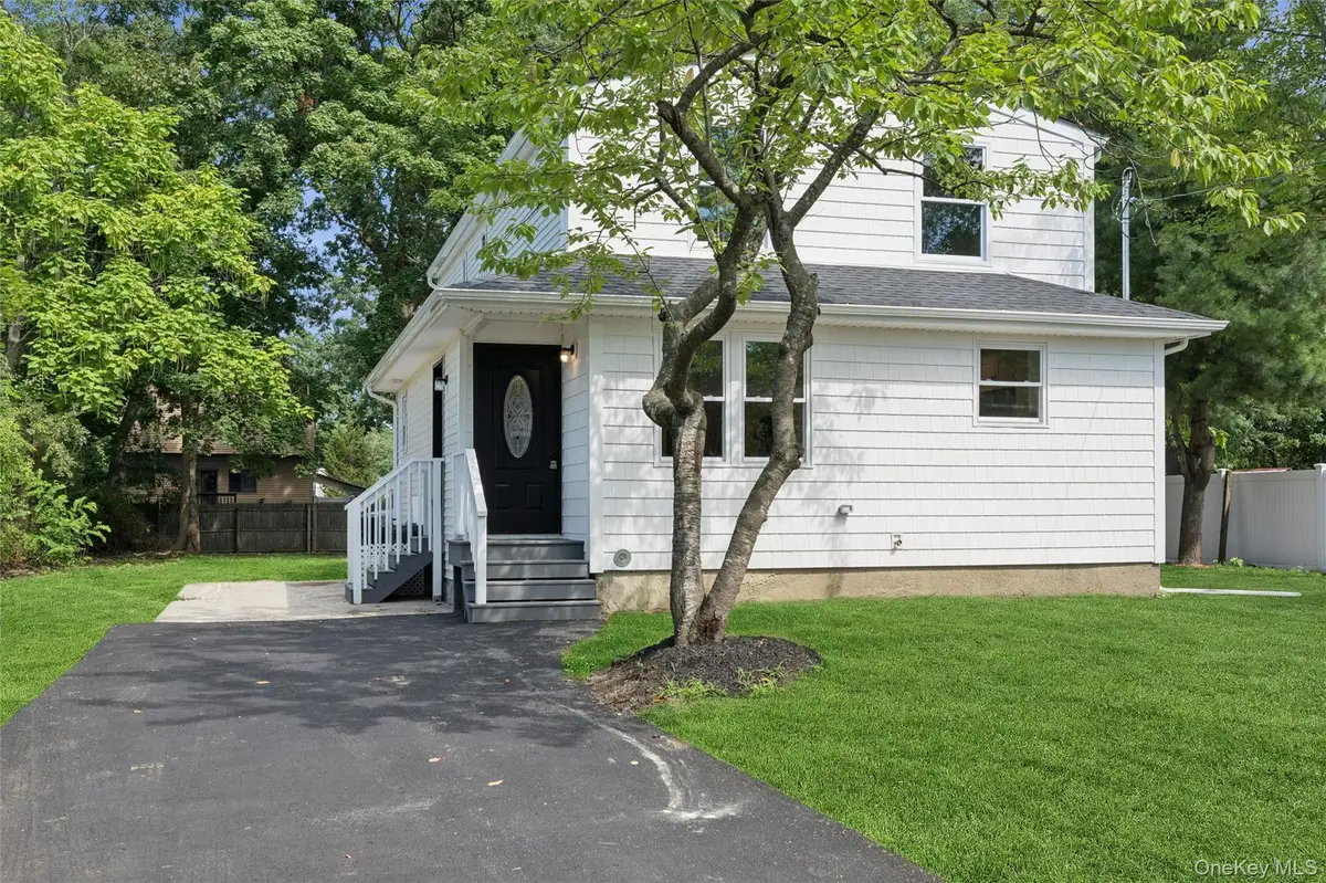 1223 Udall Road, Bay Shore, NY 11706 - #1