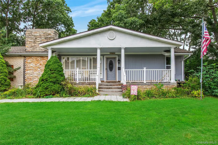 170 Division Avenue, Blue Point, NY 11715 - #2