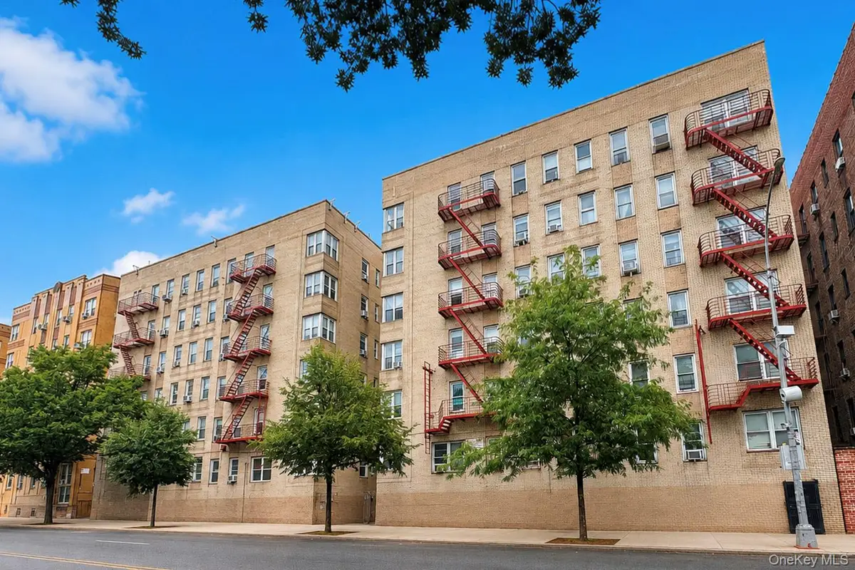 2160 Bronx Park E #1F, Bronx, NY 10462 - #1