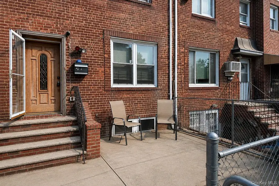 144-37 73rd Avenue, Flushing, NY 11367 - #2