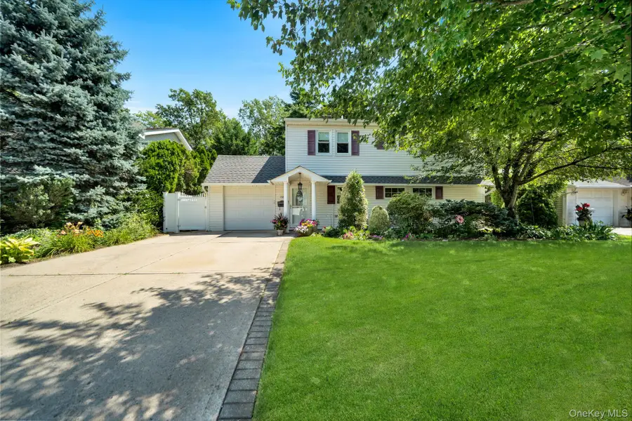 166 Choir, Westbury, NY 11590 - #2