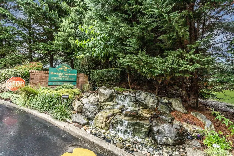 8 Chippendale Drive, Mount Sinai, NY 11766 - #2