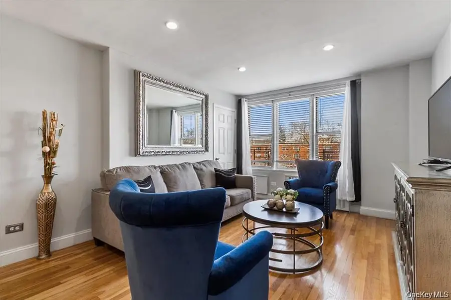 5425 Valles Avenue #3F, Bronx, NY 10471 - #2