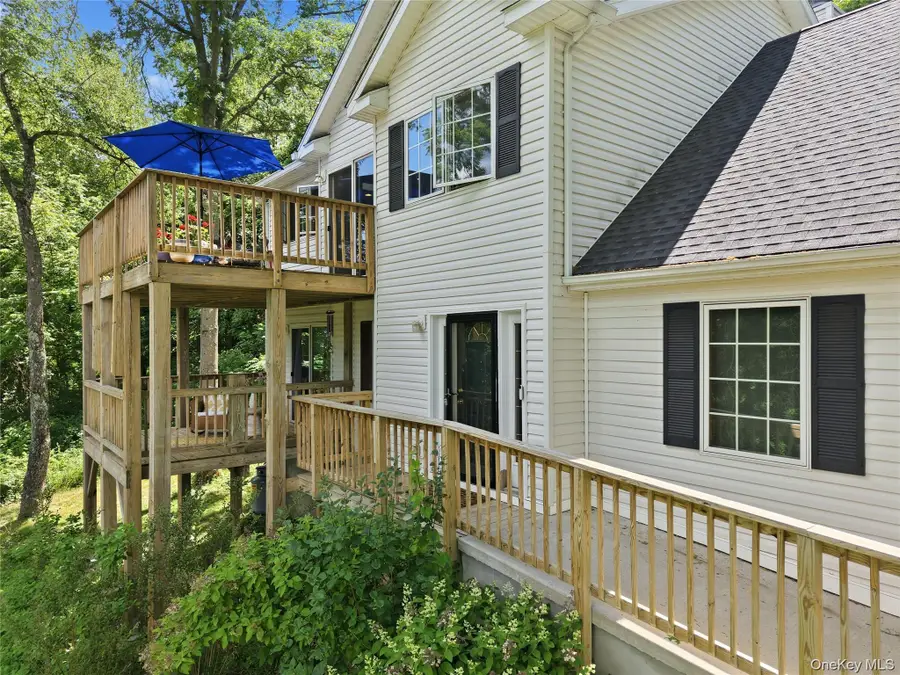 15 Meadow Drive, Red Hook, NY 12571 - #2