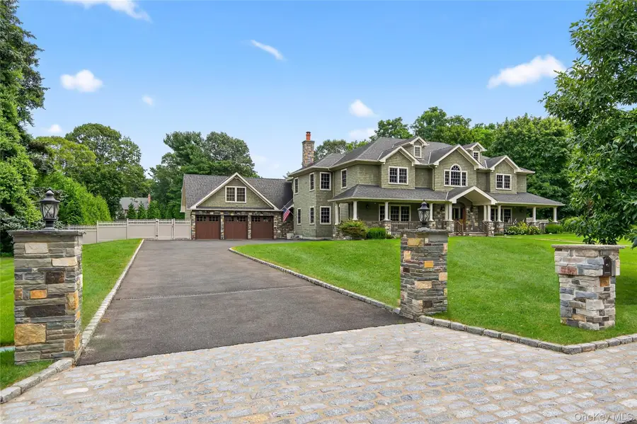 23 Gloria Lane, Huntington, NY 11743 - #2