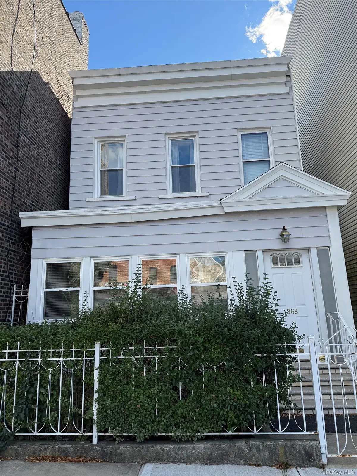 868 Morris Park Avenue, Bronx, NY 10462 - #1