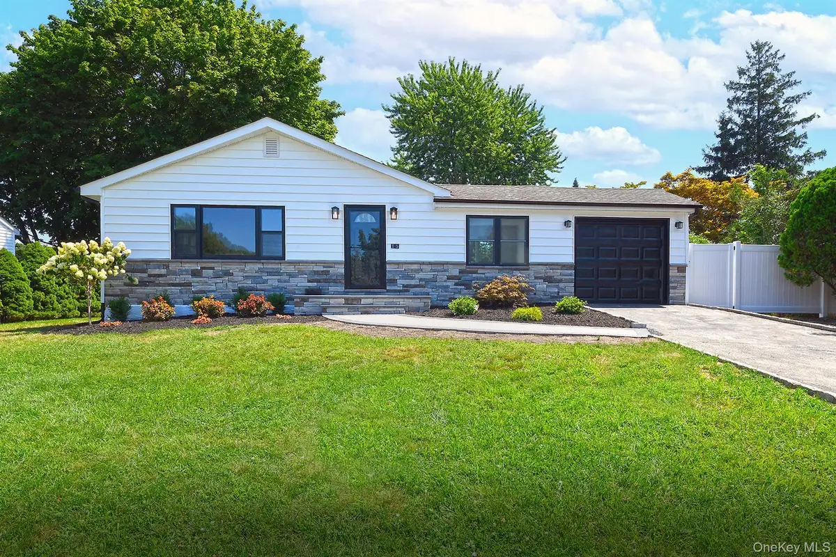 15 Parkview Drive, Commack, NY 11725 - #1