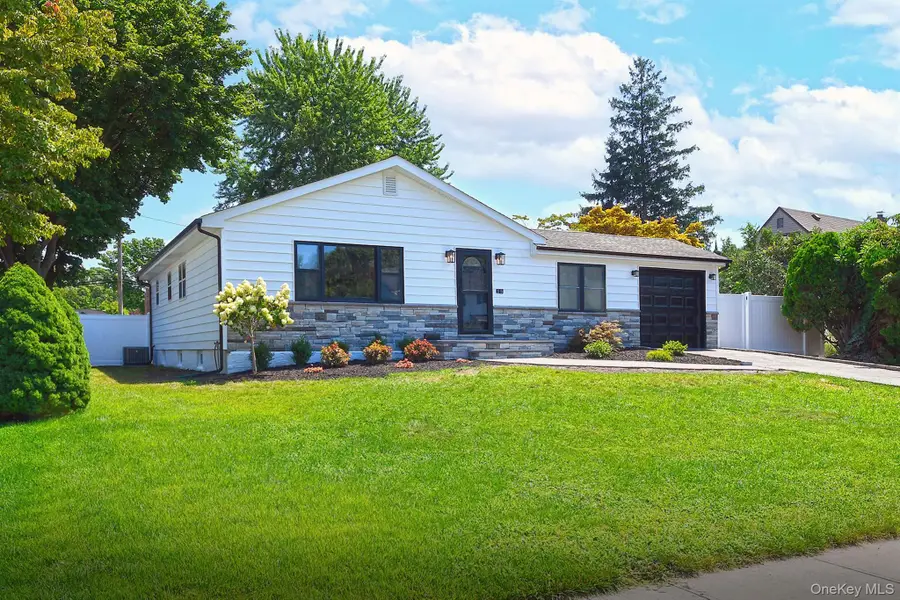 15 Parkview Drive, Commack, NY 11725 - #3