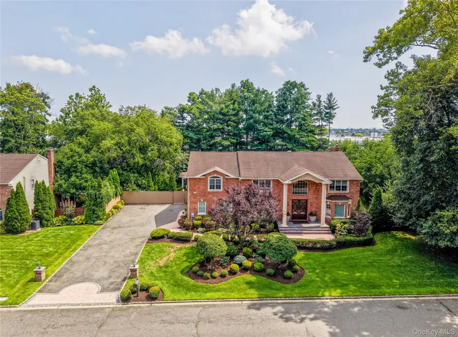 20 Stirrup Lane, Muttontown, NY 11791 - #2