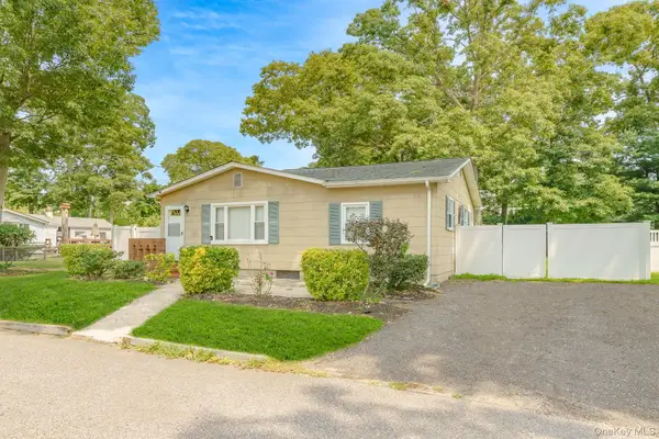 49 Salem Street, Patchogue, NY 11772