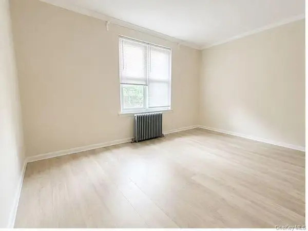 193-14 39 #A, Bayside, NY 11358