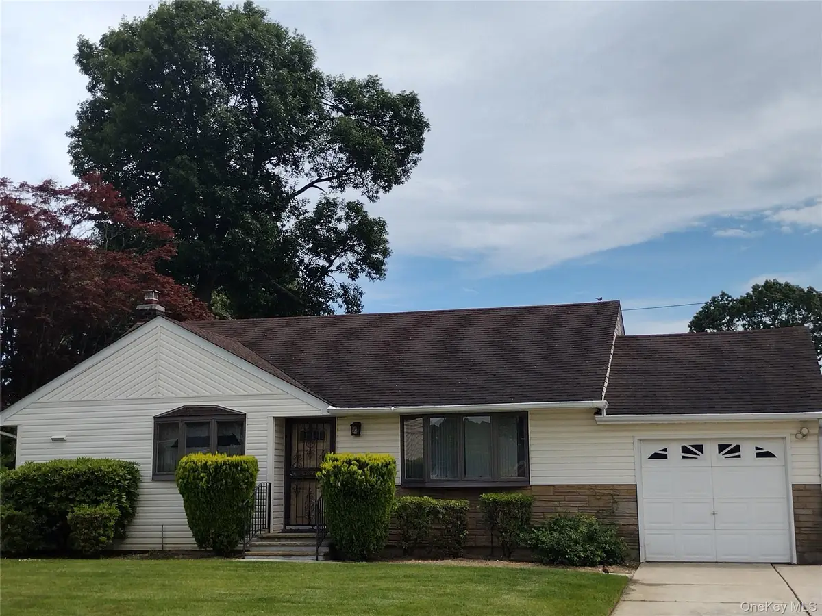 3986 Maplewood Drive, Seaford, NY 11783 - #1