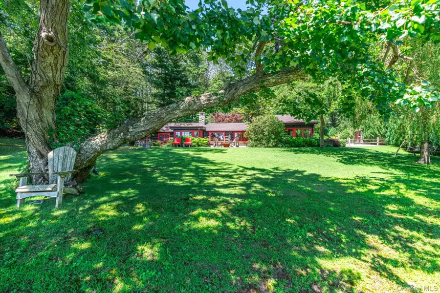 Address Withheld By Seller, Mattituck, NY 11952 - #3