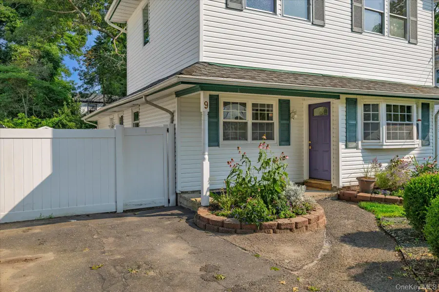 9 Robinson Drive, Shirley, NY 11967 - #2