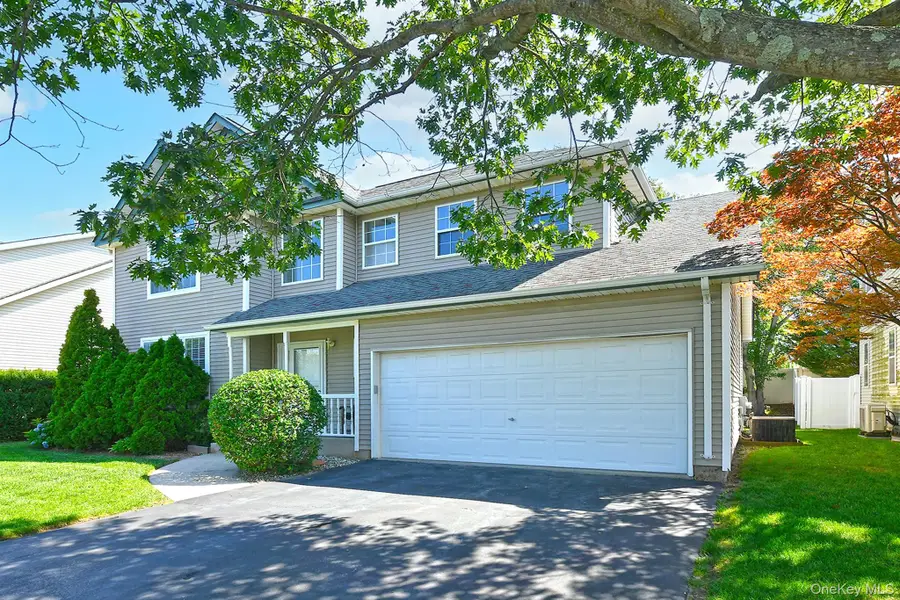 196 Cranberry Court, Melville, NY 11747 - #3