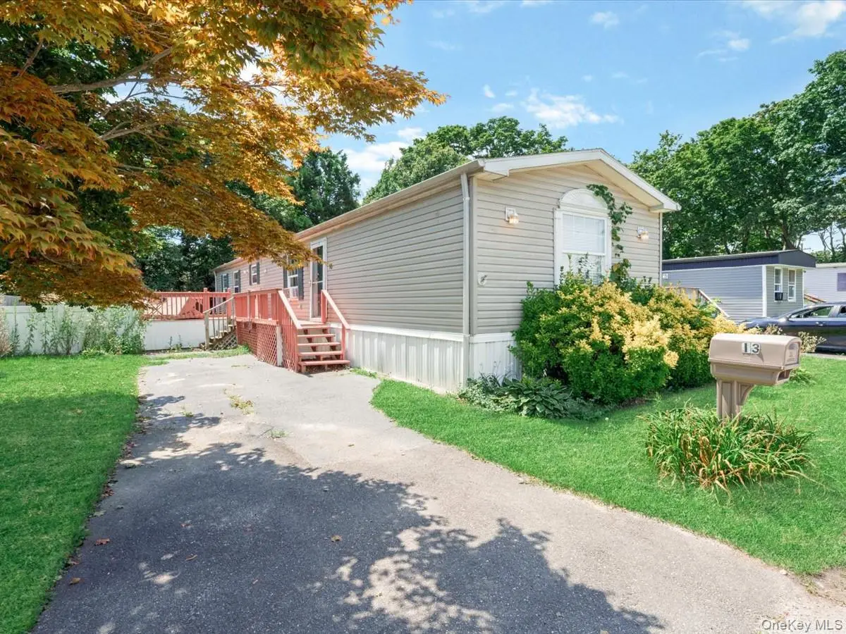 13 Mindy Lane, Bohemia, NY 11716 - #1