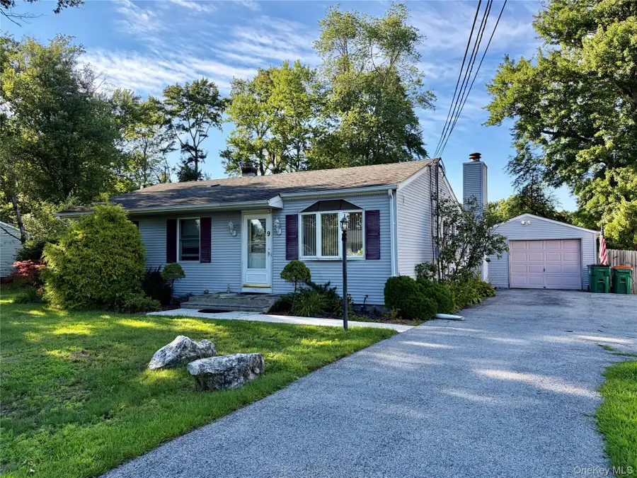 9 Ash Lane, Hyde Park, NY 12538 - #3