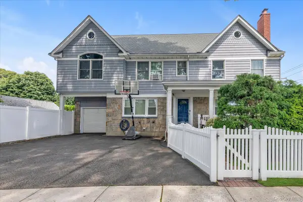 1 Windsor Place, Lynbrook, NY 11563