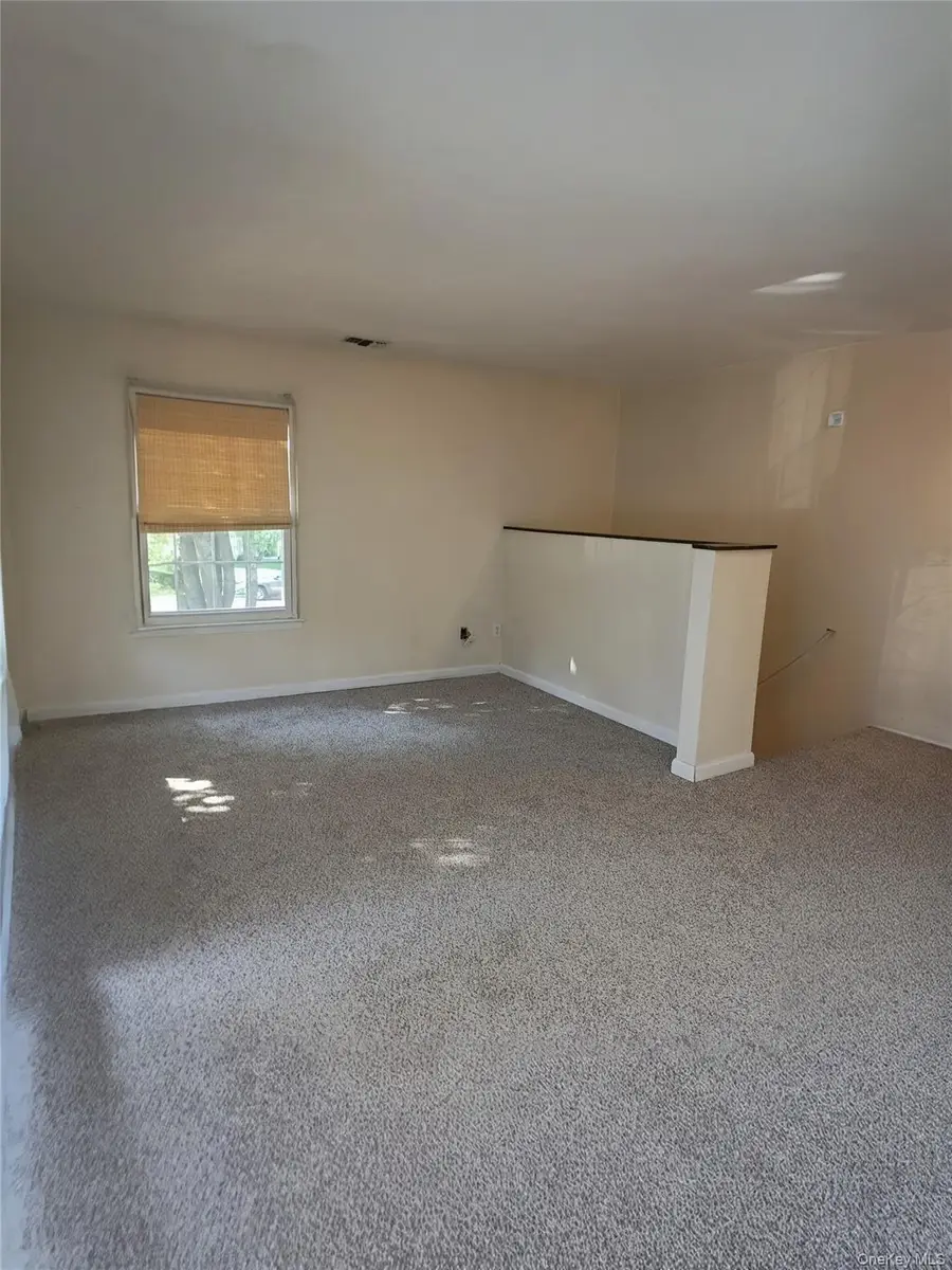 349 Artist Lake Drive, Middle Island, NY 11953 - #3