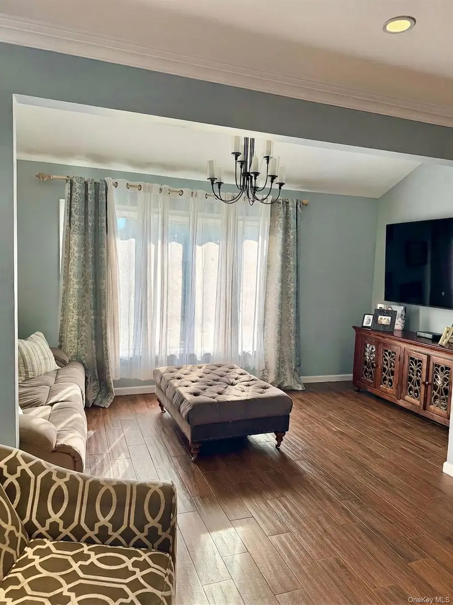 524 Beach 133rd Street, Rockaway Park, NY 11694 - #3