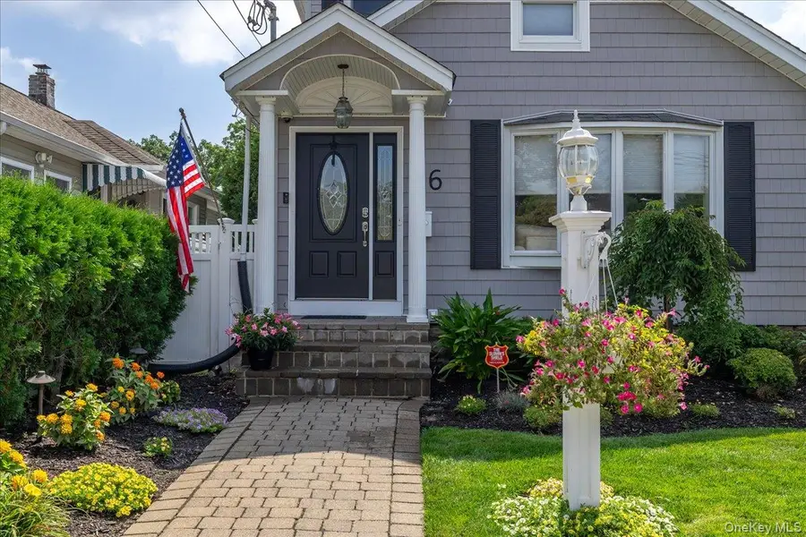 6 Wall Street, Farmingdale, NY 11735 - #3