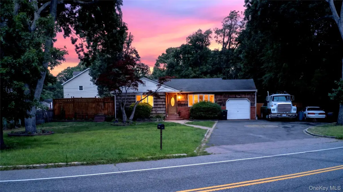 2109 Orinoco Drive, West Islip, NY 11795 - #1