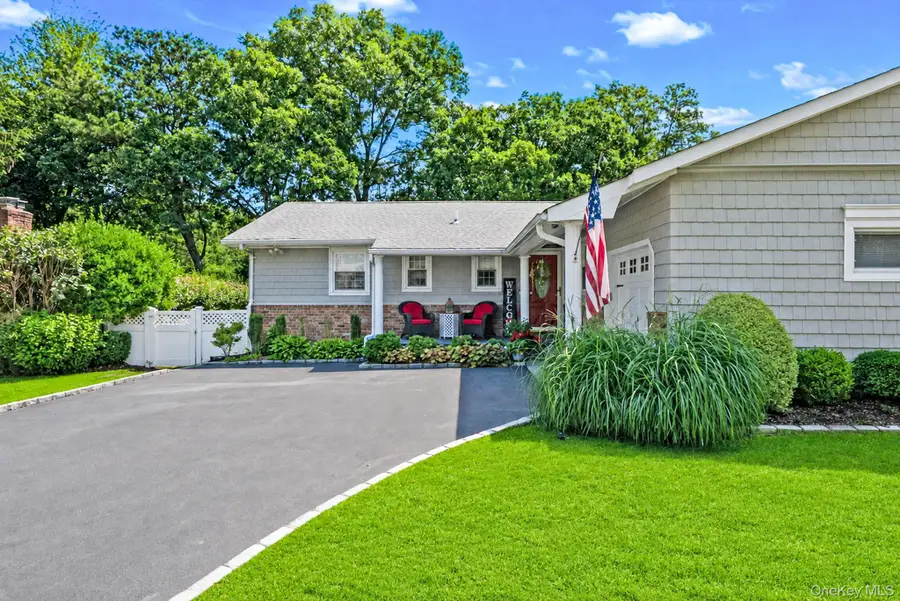 15 Locksley Lane, Nesconset, NY 11767 - #3