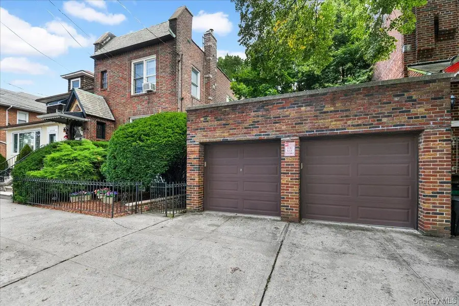 2544 Lurting Avenue, Bronx, NY 10469 - #3