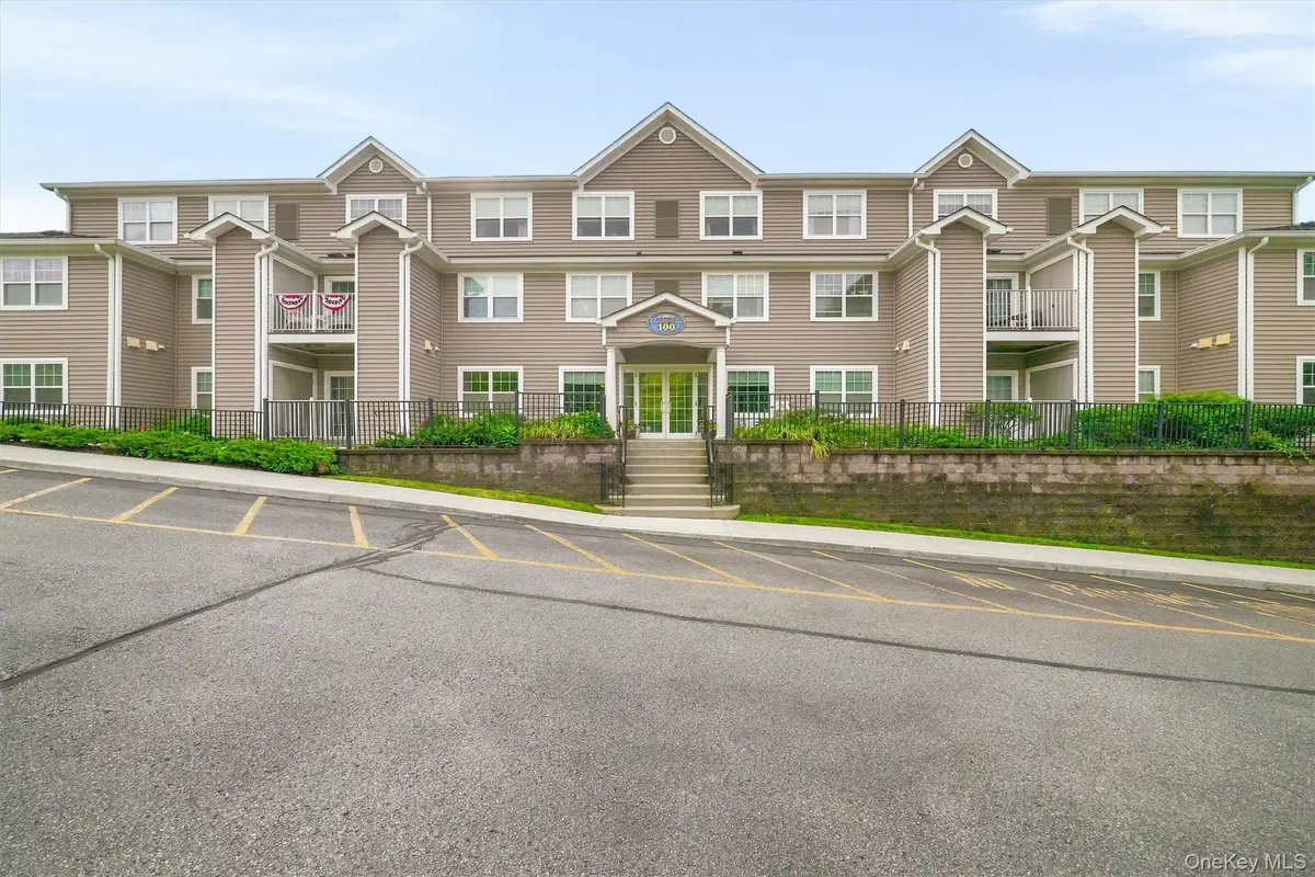 100 Woodcrest Lane #124, Mount Kisco, NY 10549 - #1